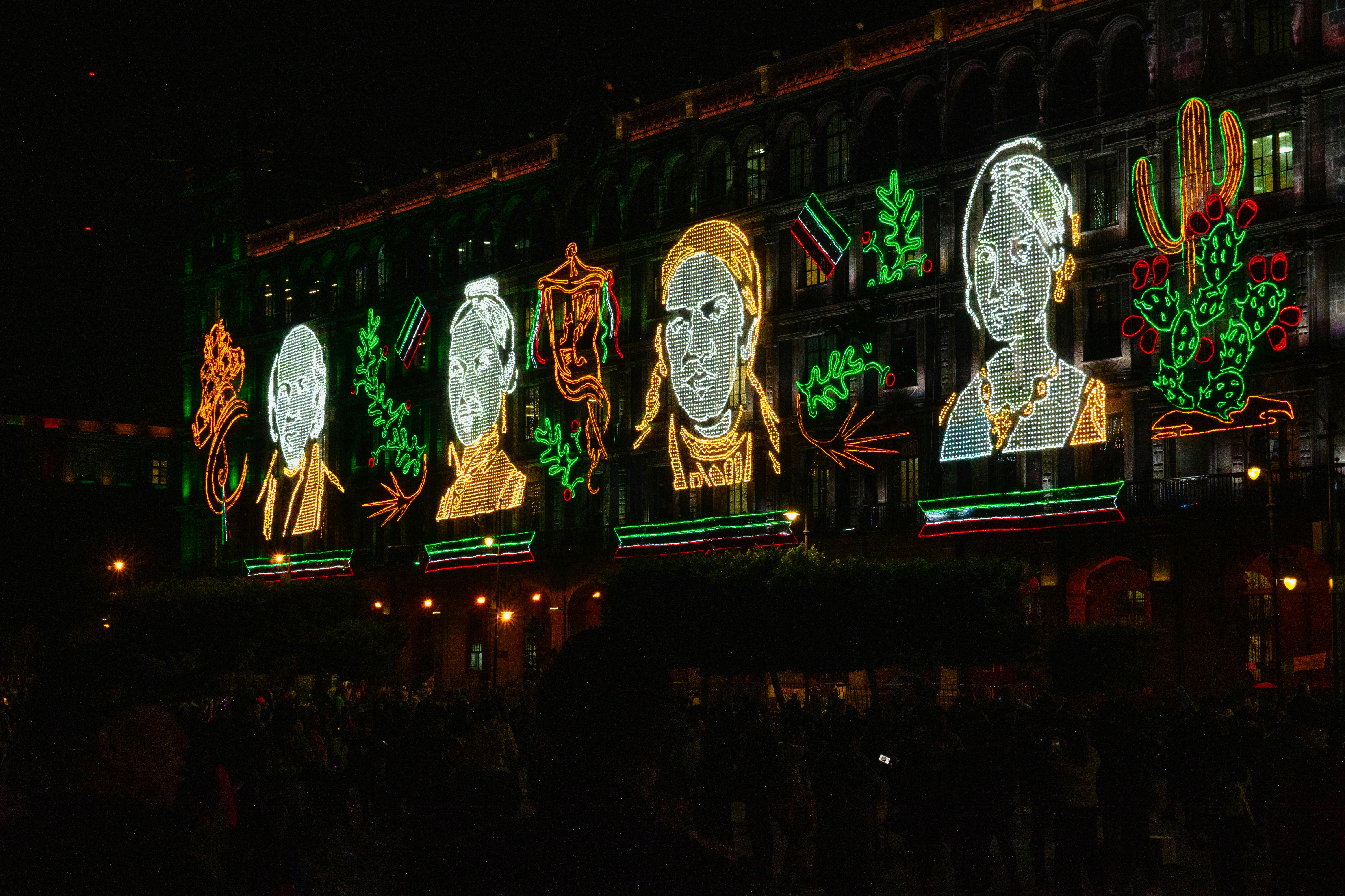 MÉXICO LINDO Y QUÉ HERIDO